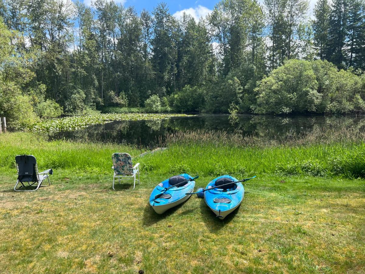 פויאלופ Private Lake House מראה חיצוני תמונה